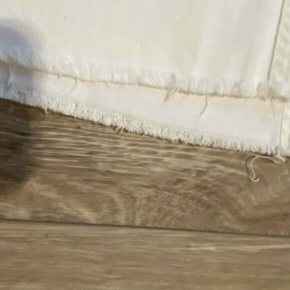 J. Crew G1270 White Denim Jean Skirt Raw Hem Mini Short Size 24 - Picture 6 of 8